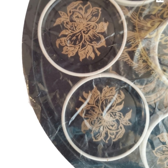 Brand New Vintage Tray and Coasters Set - Picture 2 of 3